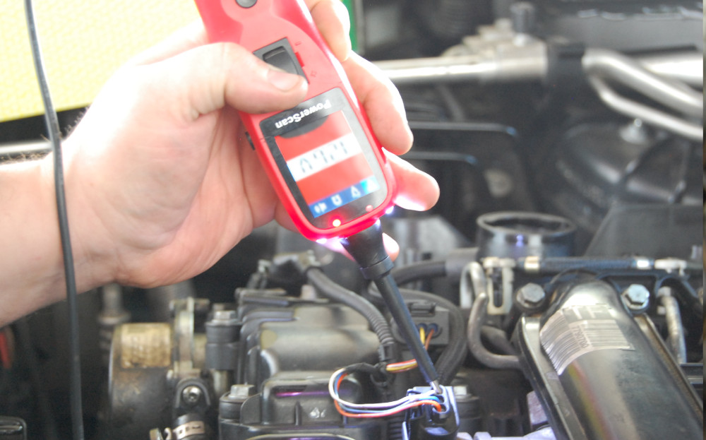 Fahrzeugelektronik bei AST